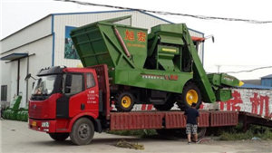 自走式青儲機